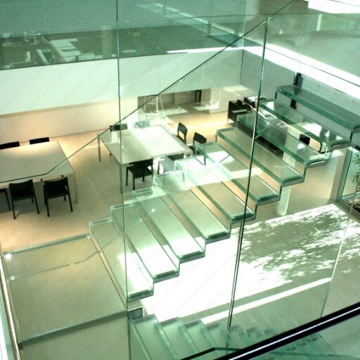 progettazione e commercializzazione di strutture portanti in vetro