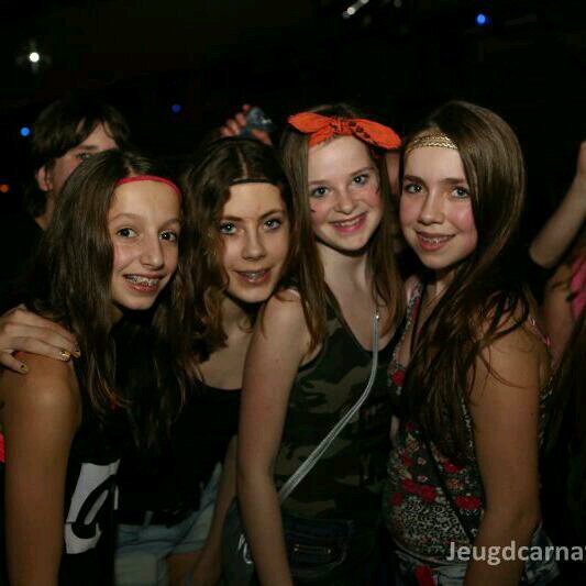 Hey xx 
Heb niks te vertellen