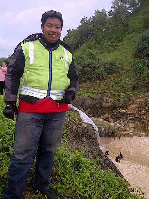Menjelajah indahx aspal nusantara adventure With HVIC
