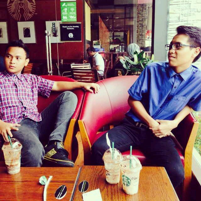 EliiijahEmma's profile picture. Think like a men ;)