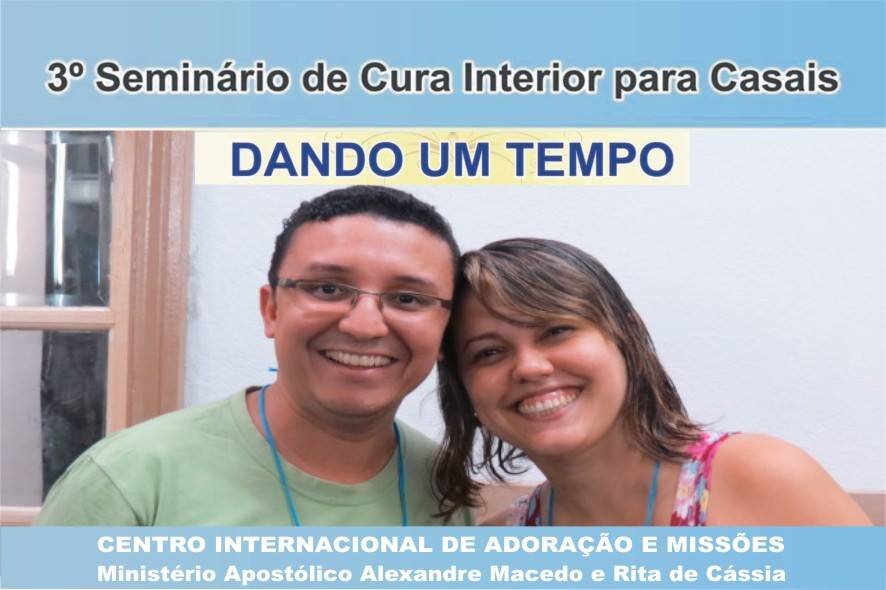 Amo meu Deus acima de tudo!!!minha familia,meu Apostolo lindo  e minha amada igreja ..e e claro o homem da minha vida meu marido