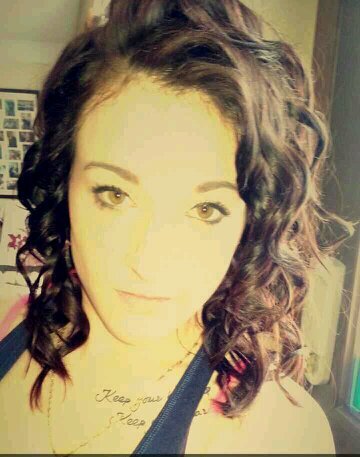 SamRebeccaH's profile picture. Live the life you love; Love the life you live