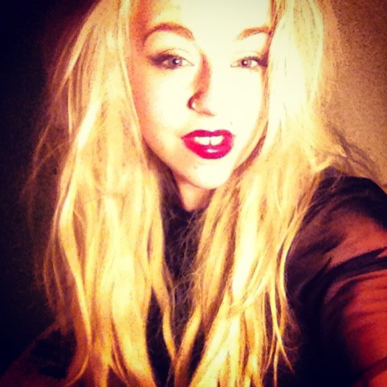 love piercings and being pink :p