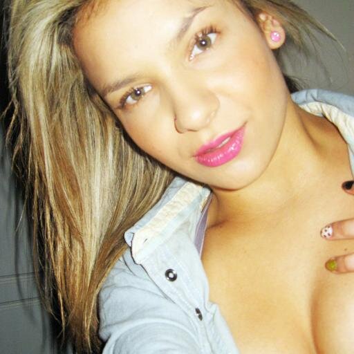 VivianaAndrea06's profile picture. La imaginación es el ojo del alma.♥