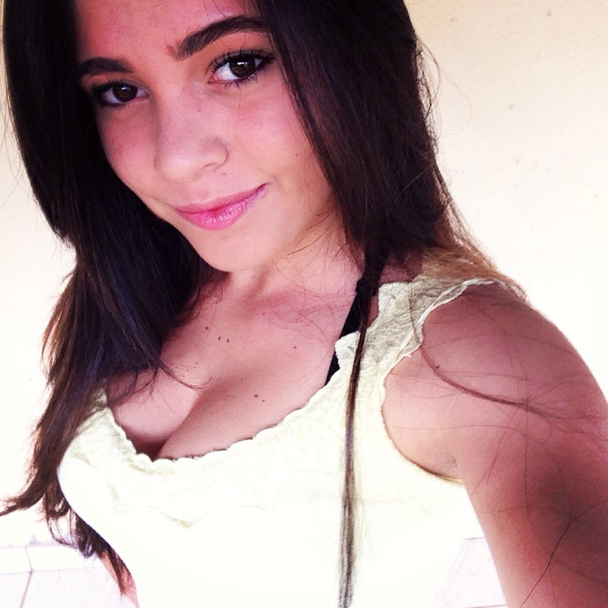 camilinhamirele's profile picture. Esquecendo tudo desde de mil novecentos e alguma coisa. ♒️