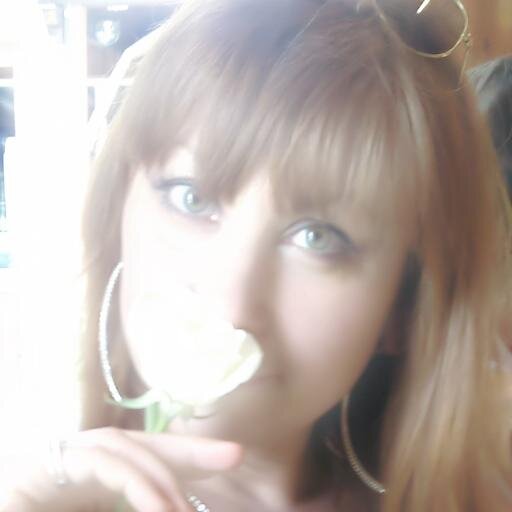 Noemichiara's profile picture. Il mio nome è Susanna, estroversa, come l’aria sono leggera e fresca, rifletto la mia luce negli altri nei quali mi riconosco. Socievole, curiosa, brillante ...