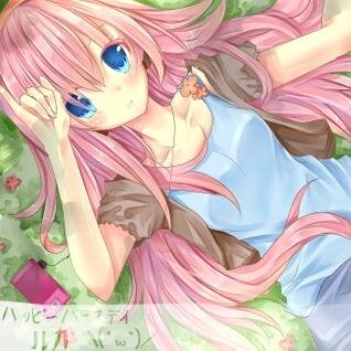 hello everyone its a pleasure to meet you 
i am shy so be warned 
i do role playing! i hope we can talk some time!
boyfriend @NikoliButerbrod love you! ^^