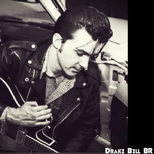 Twitter oficial do fã-site brasileiro do ator/cantor SITE  EM BREVE
@DrakeBell
 Curtam nossa página no facebook: https://t.co/eAHcryReR4