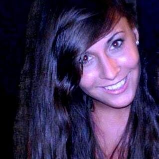 Patricia_PCEM's profile picture. Maestra titiritera de mi vida. Amante del deporte, los animales, los niños pequeños, granada y algunas sonrisas. Estudiante de INEF y de educación infantil.