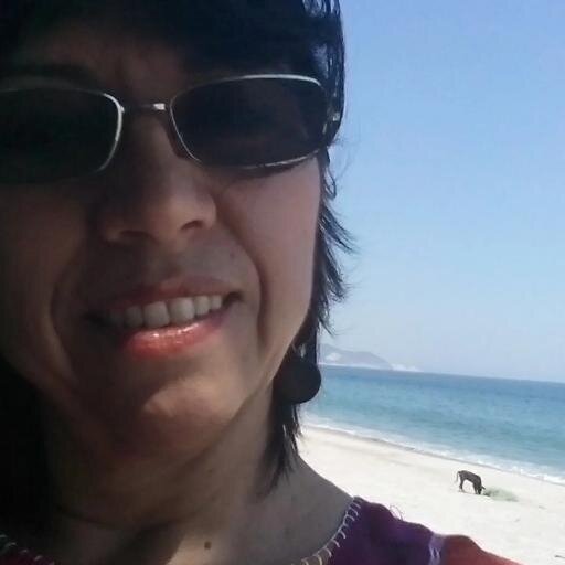 Periodista, radialista, columnista indígena, binnizá de Juchitán Oaxaca.