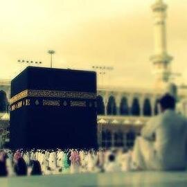 ayat_arrahmen's profile picture. بِإحسَانِنا تَستَقِيم الحيَاة.