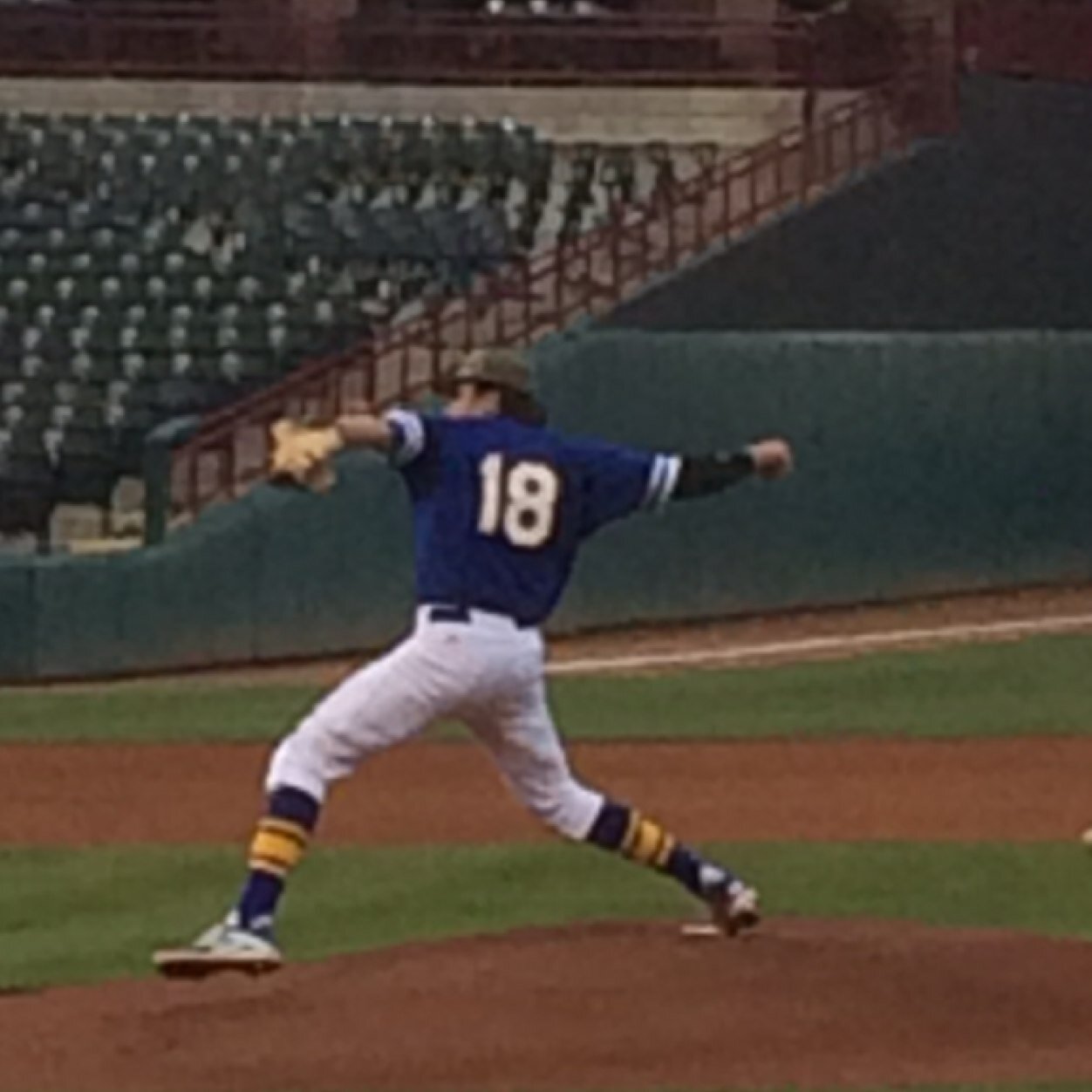 secondbaseman18's profile picture. 