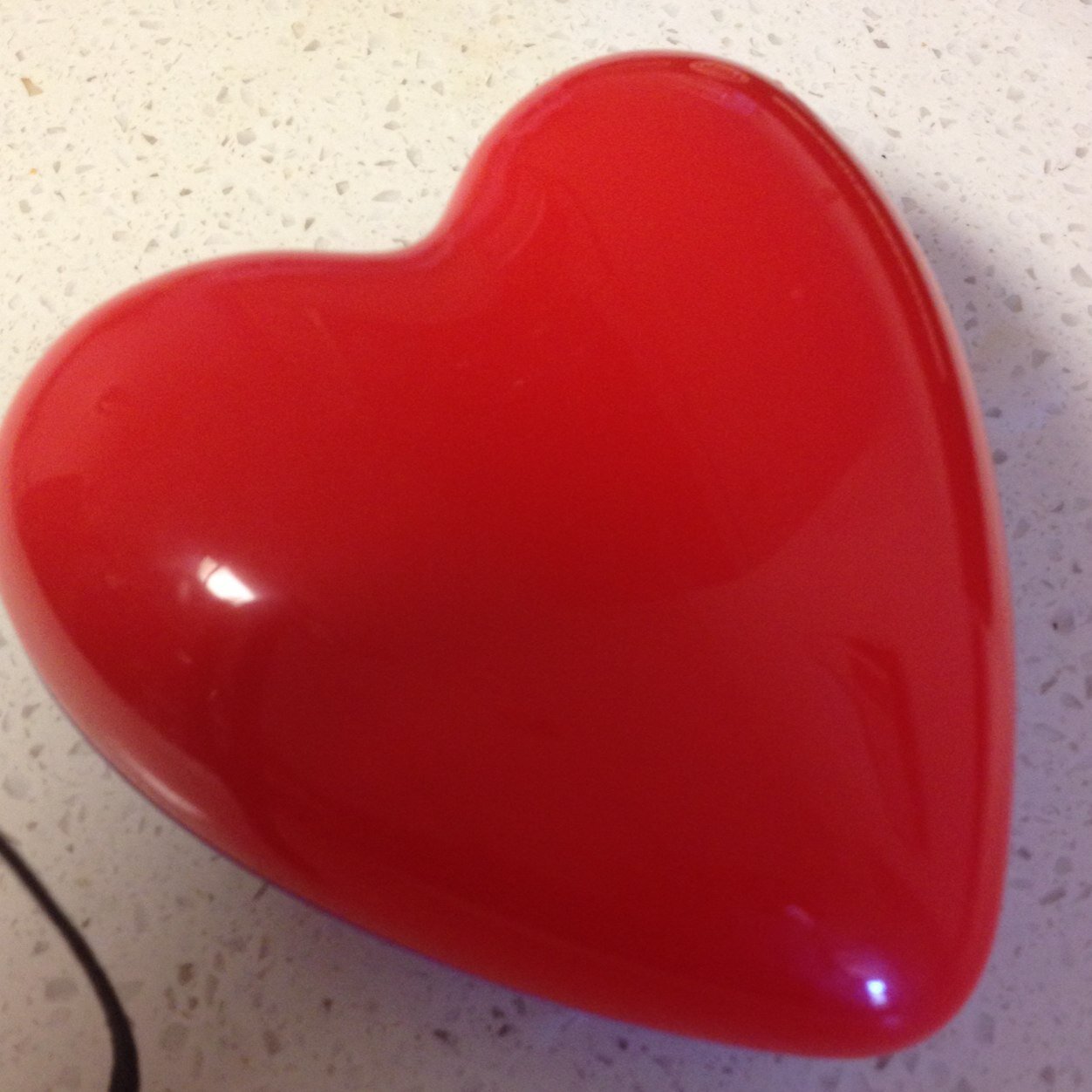 theredapple77's profile picture. 