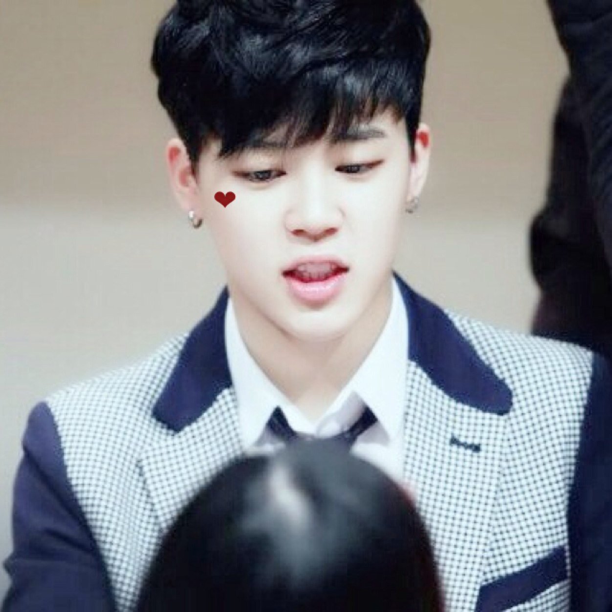 방탄소년단의 제일 잘 생겄은 멤버 박지민입니다. I'm the most handsome of BTS, PARK JIMIN. [ROLEPLAY] #BTSBOTFAM