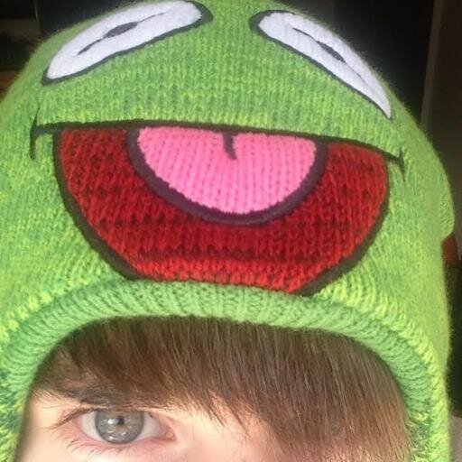 I'm just a teenager recovering from depression, anxiety, self-harm, and the past. Huge @DemonHunterBand fan. Avi is me. I'm here if you need a friend!