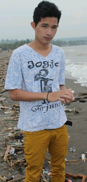 can_akbar's profile picture. Ampunkanlah atas segala dosaku agar tidak ada lagi karma yang berlaku kepadaku....