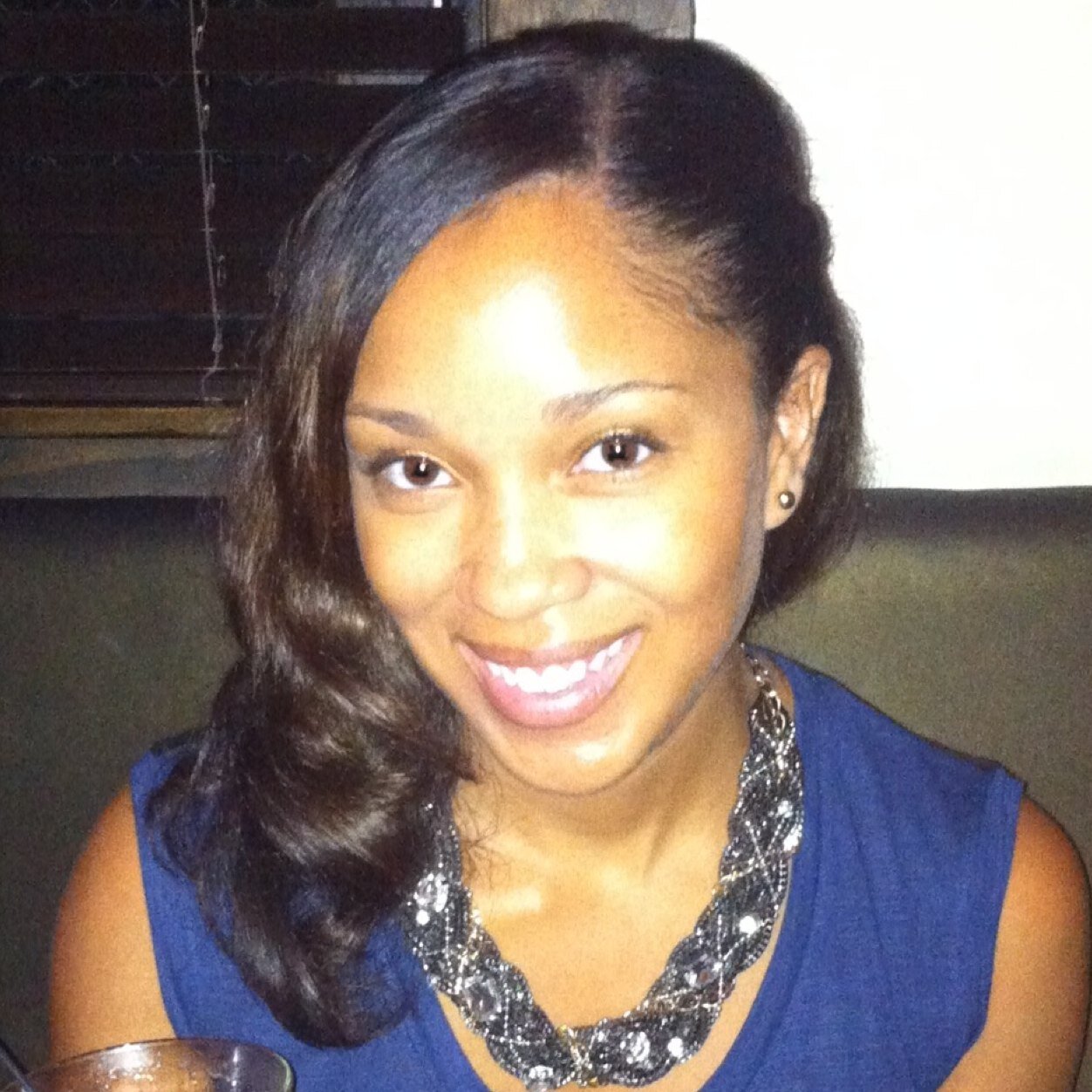 V1782's profile picture. 