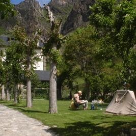 Casa Peret de Peretó, casa Franch, camping, habitacions, apartaments i cases.