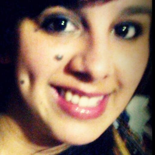 ∇Soy la típica Ariana soñadora y románticaツ