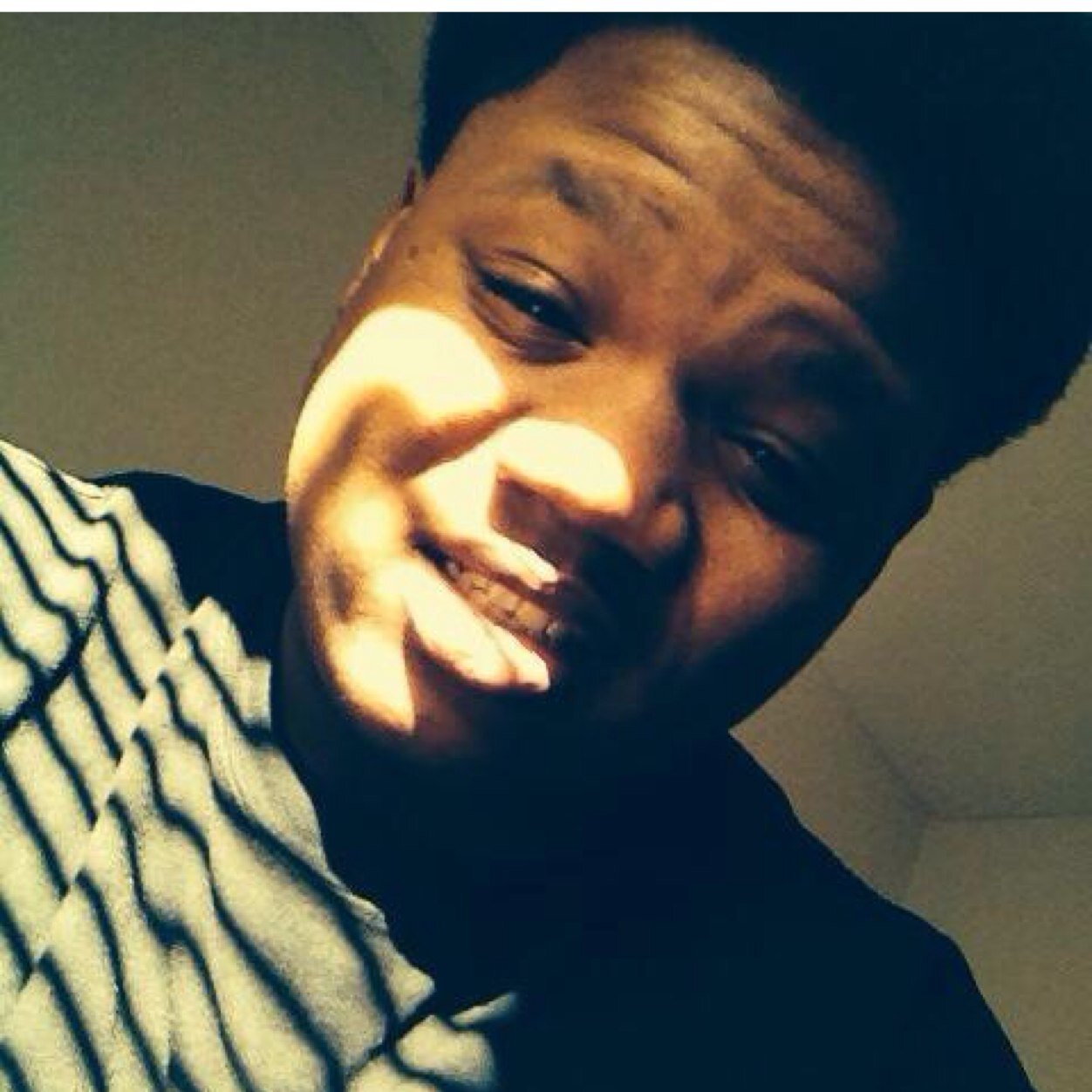 17 yrs old, Junior MHS Class of 2015. #TeamiPhone. Kik ManOfTheYear__35 IG manoftheyear__35. 6/27/12❤️❤️❤️❤️Follow Me!