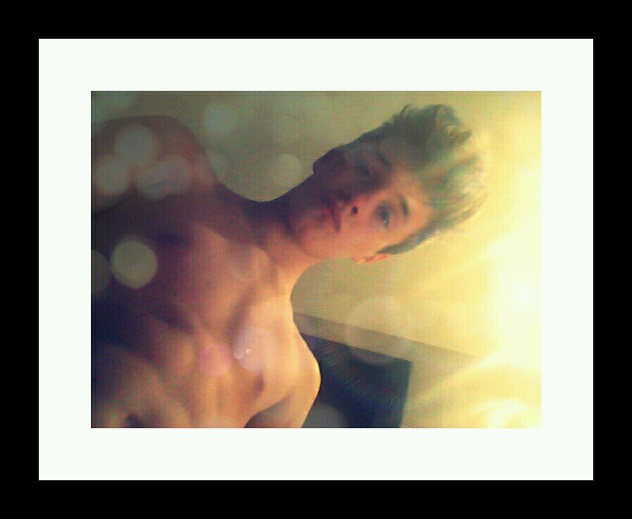 《CLICK HERE》