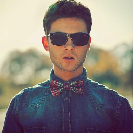 perfectlydishev's profile picture. Men's fashion and photography. Perfect blend of art and style.