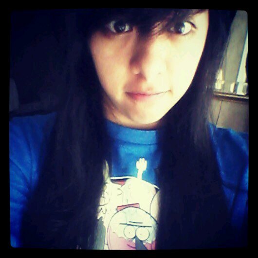 15/Bands♥/ kik: Yourkellinme12/ instagram: anacruz_710/ follow me and I follow you back ;)