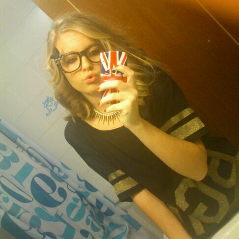 El atlético lo llevo en el corazón,los amo,siempre con vosotros,sois los mejoooreees.Os quiero,seguir asi:)