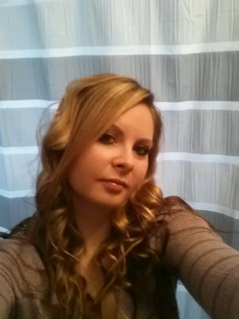 Shawna_Lara's profile picture. 