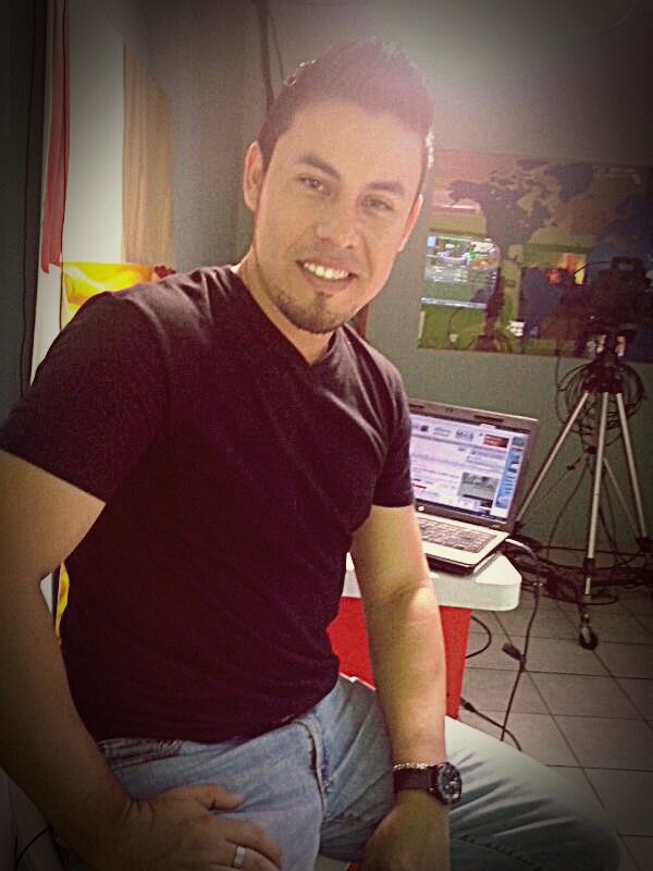 Presentador  de Htv Music (2 a 4 de la tarde de lunes a viernes por  honduras tv