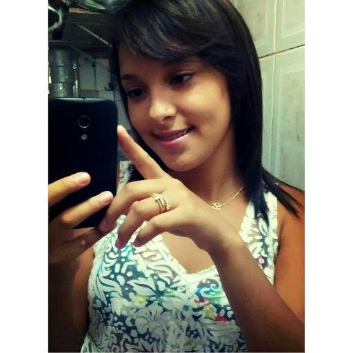 O amor de fã é o mais realista que tem, pois mesmo sabendo que aquela pessoa nem sabe que você existe você continua o amando.
@mctaz_Oficial amor maior, s2