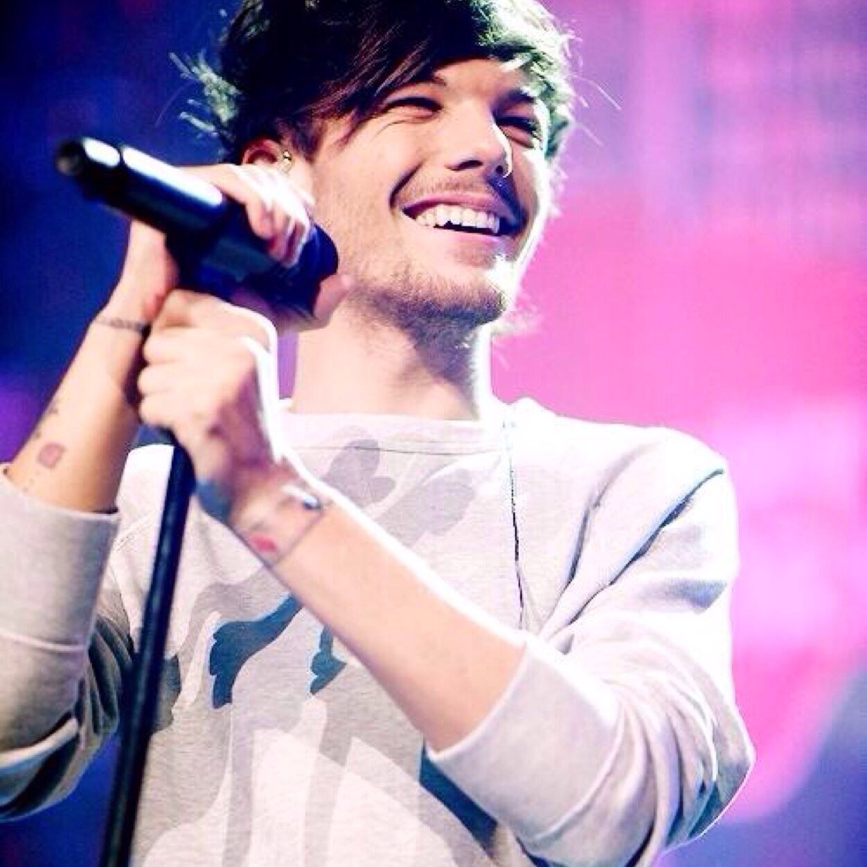 Hey! Go follow my main account @tommocappuccino and i'll follow back!