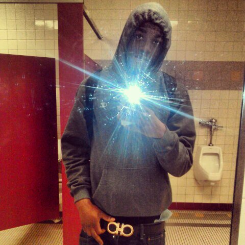 Starving Dese Hoe