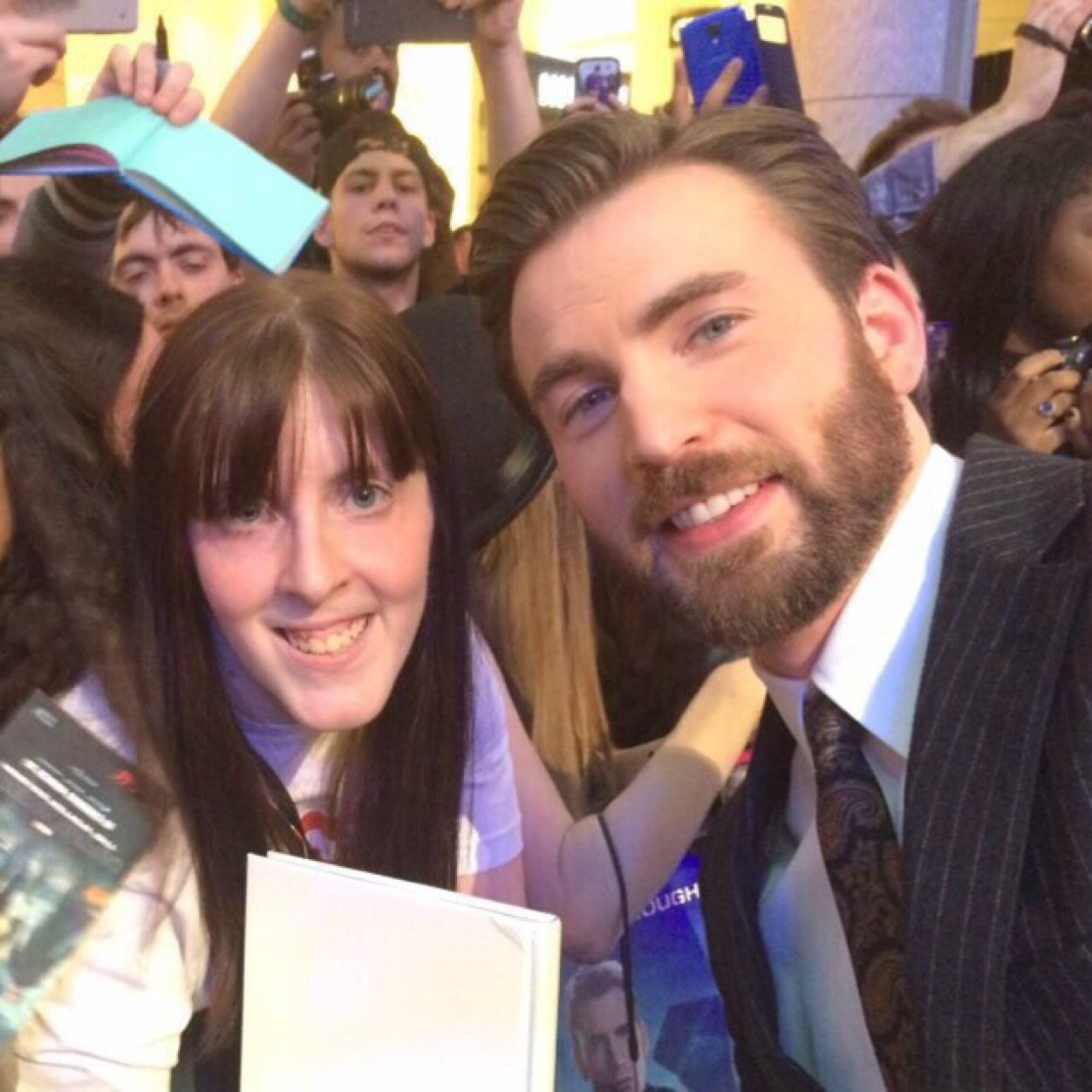 UK Based Fan account for US Actor Chris Evans best known as Captain America and Johnny Storm. Sister account to @HayleyAtwellUK