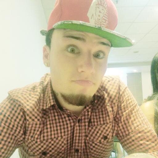- Aonde eu moro todo mundo me conhece.