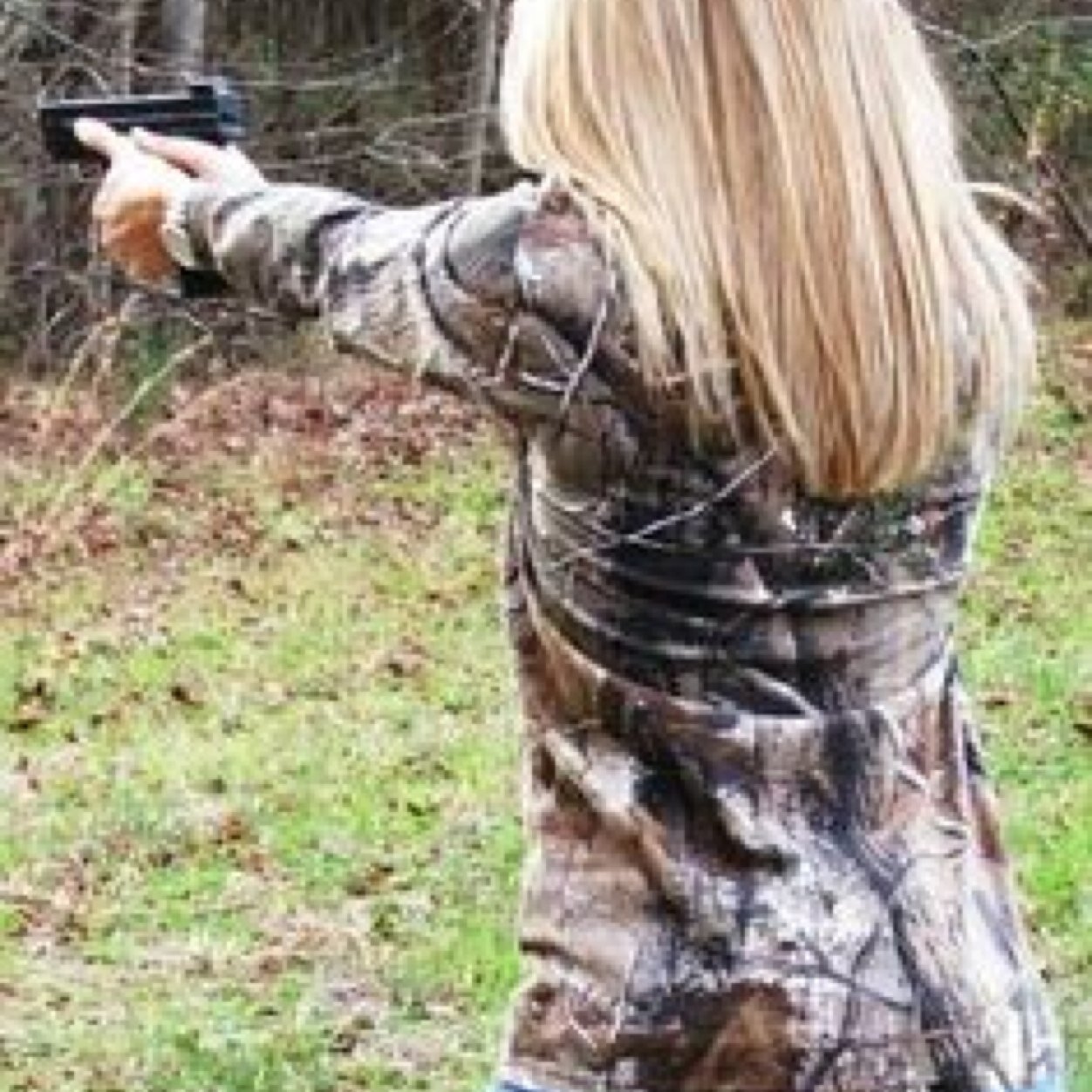 Ms_Indecisive19's profile picture. I've got the world's greateat best friend! - I wont rest until I can call him mine.