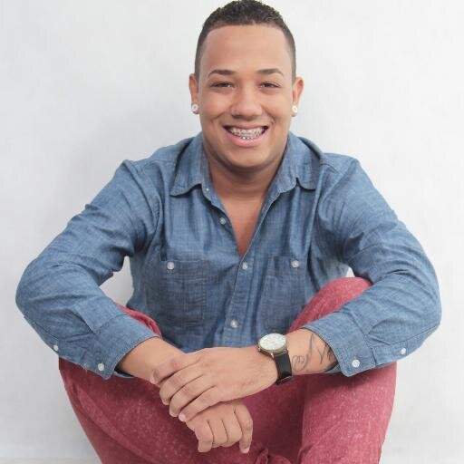 Olá, Sou Diego Nogueira cantor de pagode, amo minha família e música. A cima de tudo, adorador de Nosso Senhor Jesus Cristo.