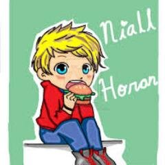 Hi... If You Walt a free follow...follow this account  @MarsMcveyHoran ! she follow back  just ask :)