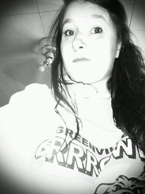 NMichelle93's profile picture. ♥♥♥♥