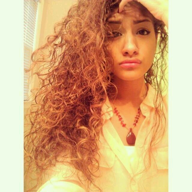 _riaababy's profile picture. CareFul How You Play Ya Cards When Yhu Got A Queen In Ya Hand  ♥