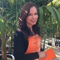 Kim Cherney (@kim65768463) 's Twitter Profile