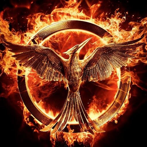 ¿Tributo? Únete a nosotros, escoge a tu personaje favorito y dale vida .lll. #TheHungerGames #CatchingFire #Mockingjay