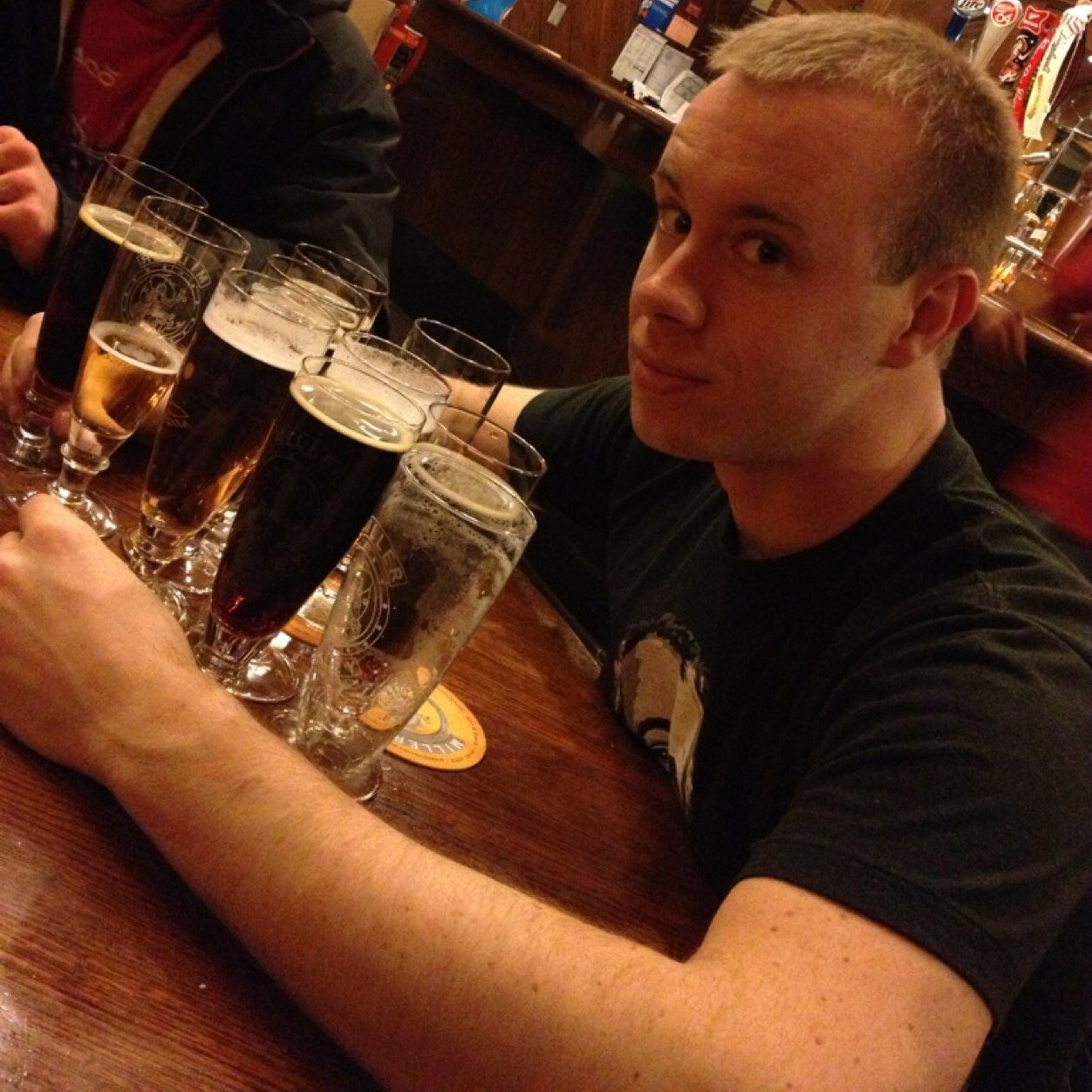 PottyPlant's profile picture. I design for a living, love Reese's anything, love craft beer, laugh at dumb things and have the patience of a saint.