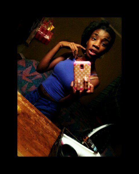 ybgm_nika's profile picture. instagram Nika_4321 , Singleee Lifeee (: , follow mee loves