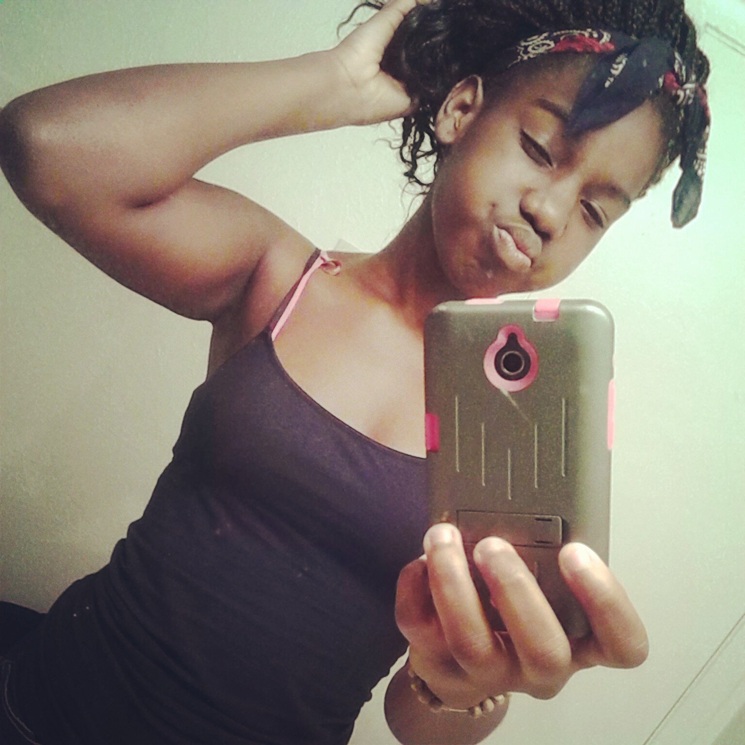 fuck breaking up over lil argue , we gone sit here & talk. I ain't cuff you for No reason, ♥