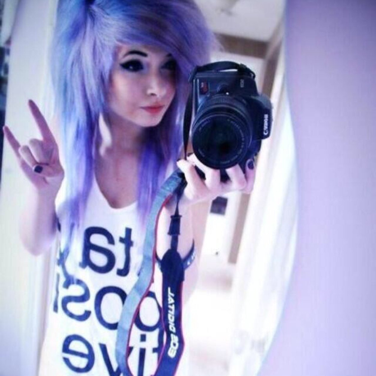 Im Angel. I like sex, cigarettes, and music. Give me a hug, I like those. I cuss. A lot. Fuck me like a pornstar. Im insane. RP; FAKE LIFE.