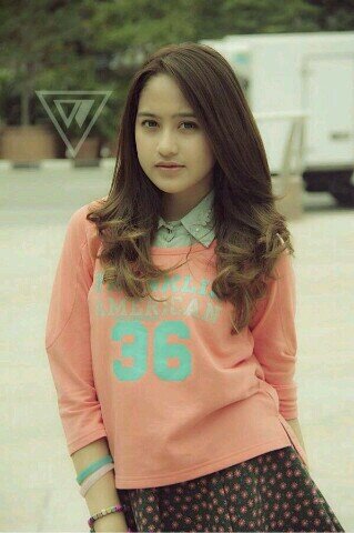 1st Twitter Fanpage of @salshaabilaa from Philippines.Keep Supporting and Loving Her Until the End. resmi by: Cek Fav. #ProudToBeSalshaLova