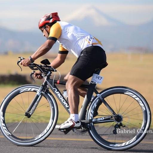 xavierpazmino's profile picture. 