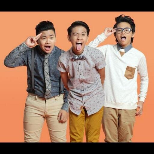 Official fansbase @CJRisCJR from Medan☺ Selalu memberi support kepada 3 Hero!\m/♥