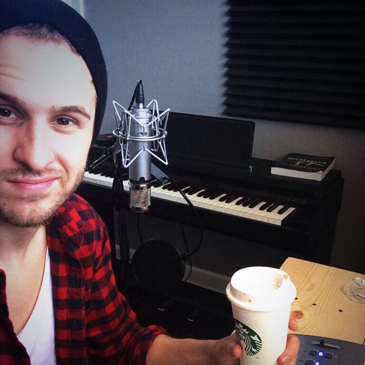 travisflynn's profile picture. singer/songwriter, videographer/editor, home renovator, start-up entrepreneur. Faze Inc. https://t.co/cAYszGbSmM  http://t.co/XIURZbY8c8